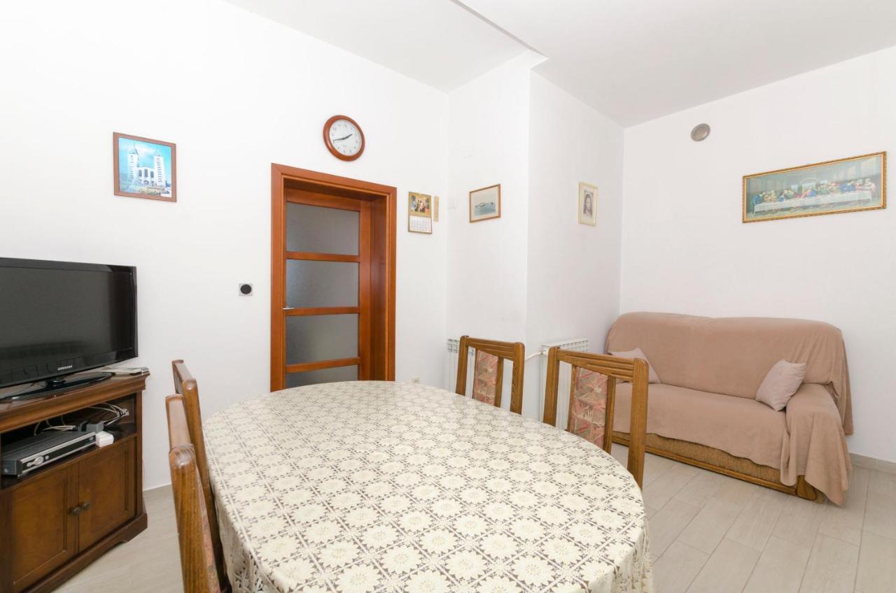 Apartment Eva P. Primosten Luaran gambar